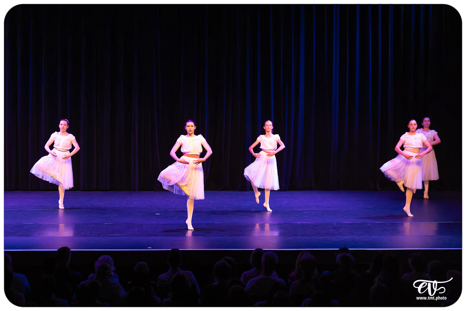ECOLE DE DANSE CÉCILE ADAMOW